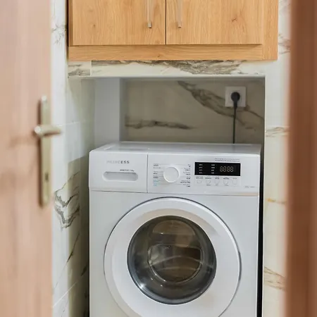 アパート Ethra 3